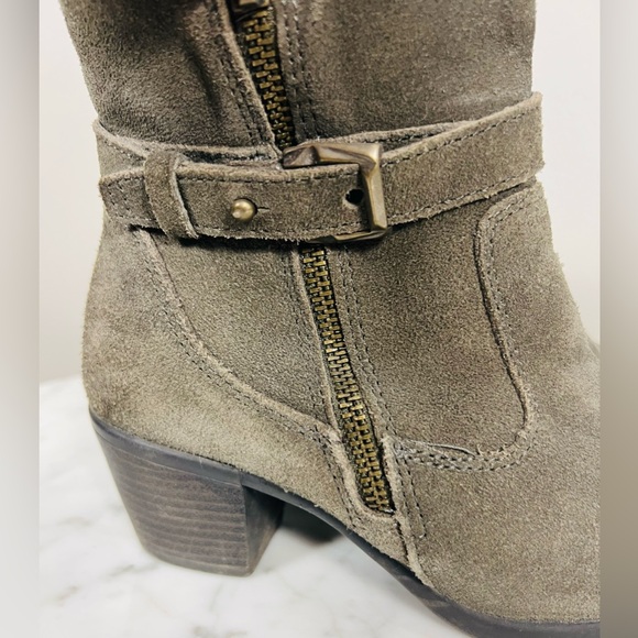 Earth Origins Tori Olive Leather Boots – 8M - Picture 6 of 15